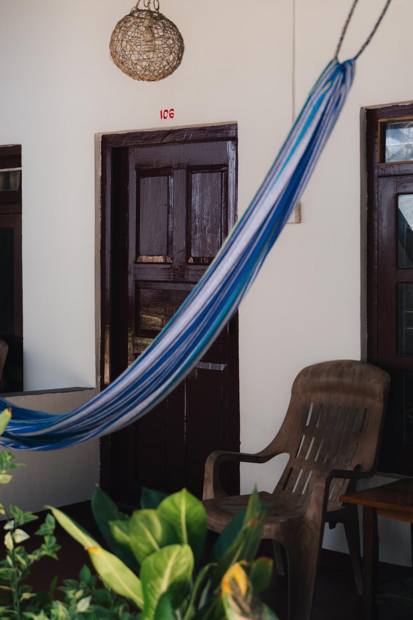 Tropicana Home Stay Baie d'Arugam Extérieur photo